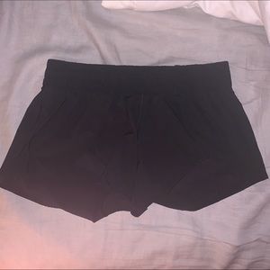 Lululemon shorts 2.5”